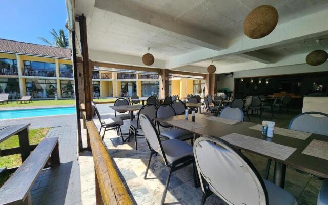 Elephant Lake Hotel