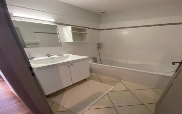 Le Frene With Private Swimming Pool