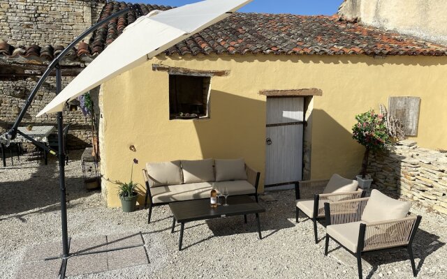 L ancien Cafe - Luxury Suites and Gites