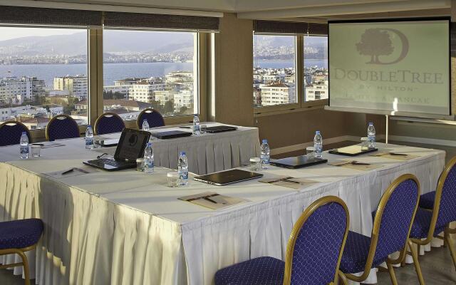 Doubletree By Hilton Hotel Izmir - Alsancak