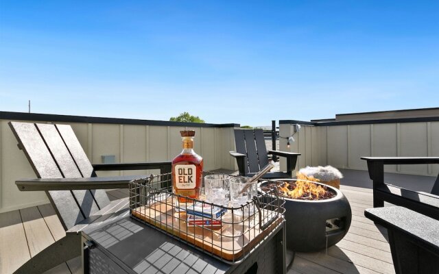 Coastal Chic Home near New Belgium & Old Town FC