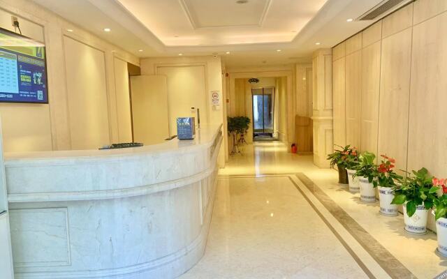 7Days Inn Chain Hotel (Wuhan High-speed Railway Station)