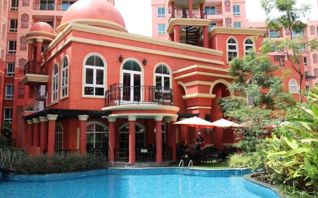 7 seas apartments