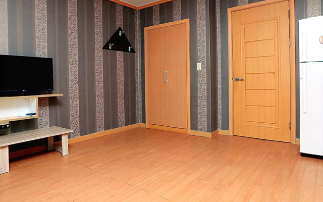 Taean Beach & Castle Pension