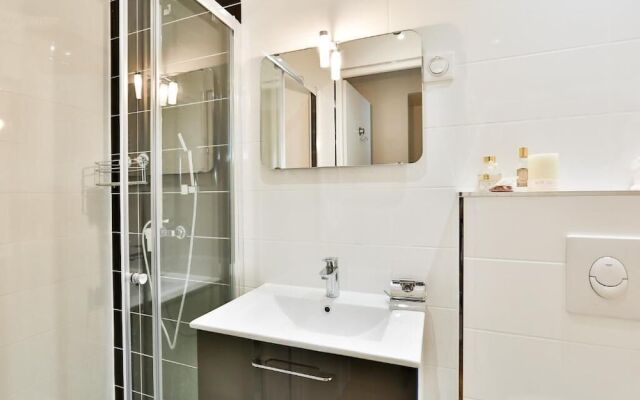 Blue Night International 110