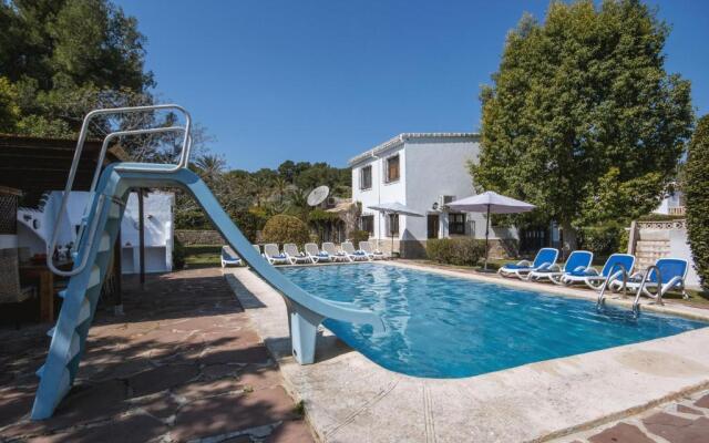Villa Escocia