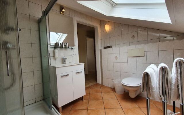 Casa Cristina- Kurpension Und Appartements