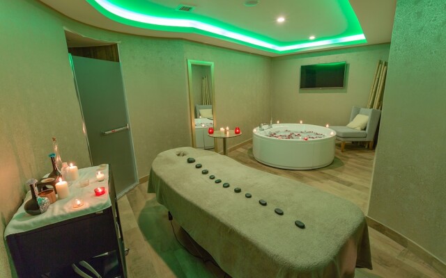 Wome Prime Hotel - Halal