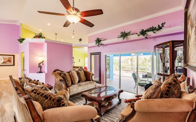 Villa Candy by Pretty Cape Homes