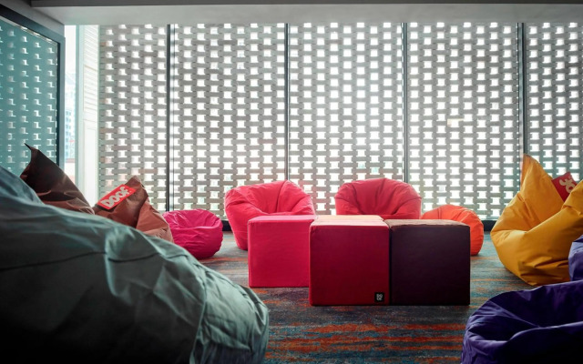 Hotel Stripes Kuala Lumpur, Autograph Collection