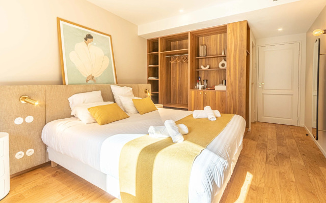 La Maison De Blanche