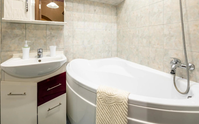 The MAIN square! 2 separated bedrooms, balcony