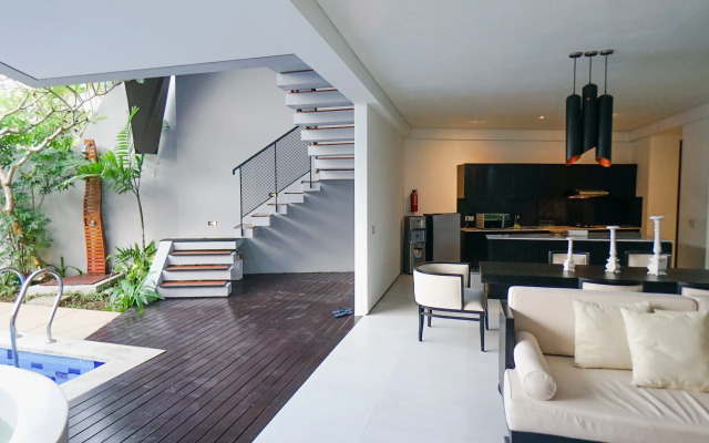 The Chloe Villa