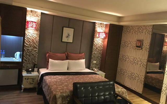 Discovery Motel - Tucheng