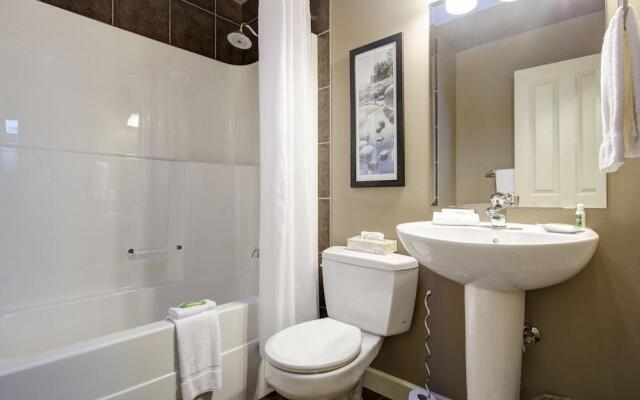 Sooke Harbour Resort & Marina
