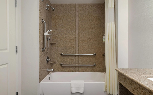 La Quinta Inn & Suites by Wyndham Memphis Wolfchase