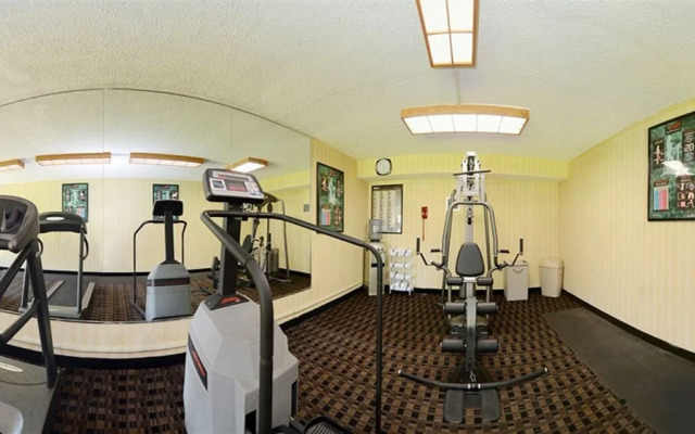 Clarion Hotel & Suites North