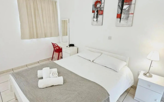 Stephanie City Apartments