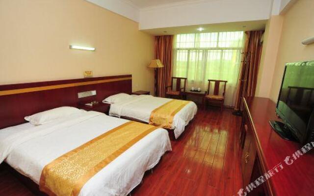 Xishuangbanna Qunyi Business Hotel