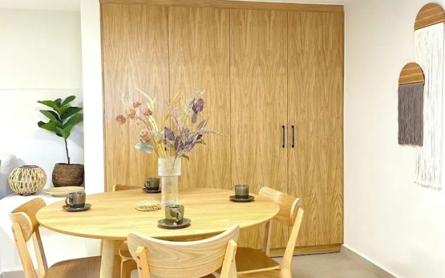 Villa Fleria Seaside Studios & Apts