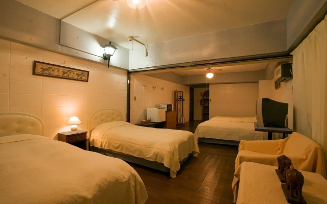 Surfside Bed & Breakfast