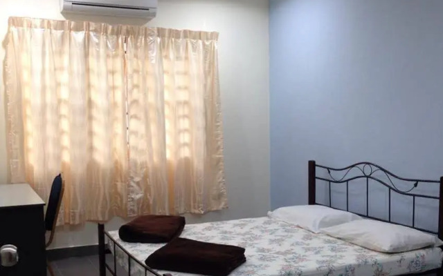 Taipan Vacation Home