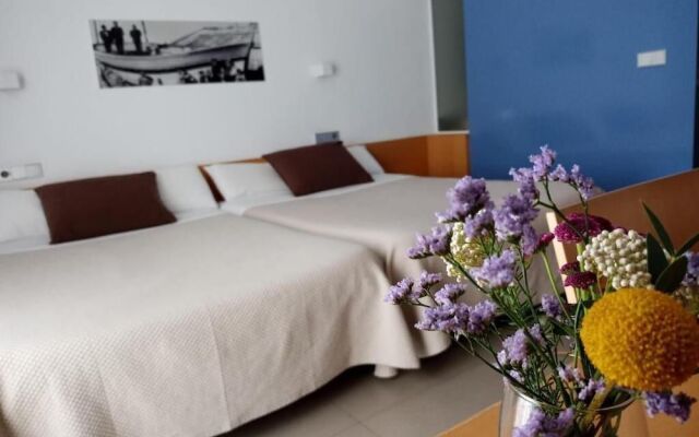 Hotel Alboran