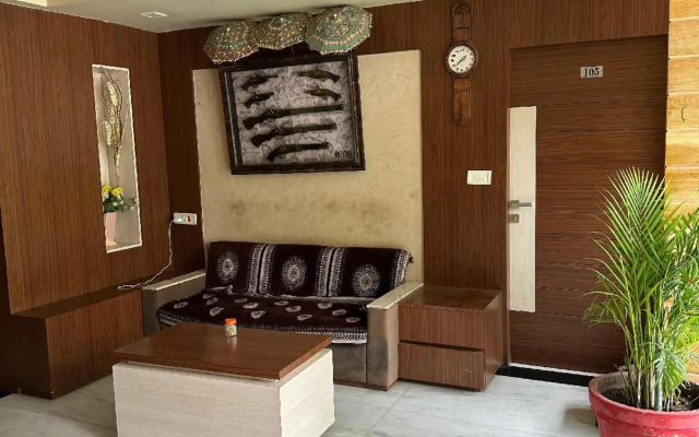 Oyo 28683 Hotel Suhagan Heights