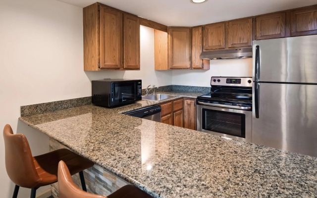 Best Western Inn & Suites Rutland-Killington