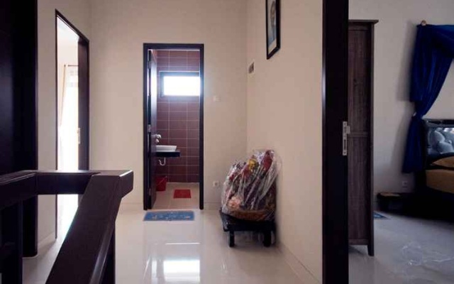 The Fusion By Griya Tampak Siring – Guest Rooms – Bogor