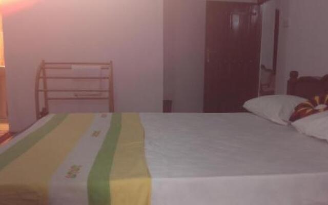 Nethu Holiday Inn