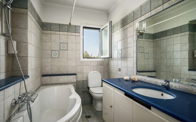 Villa Nefeli with Private Pool by Konnect