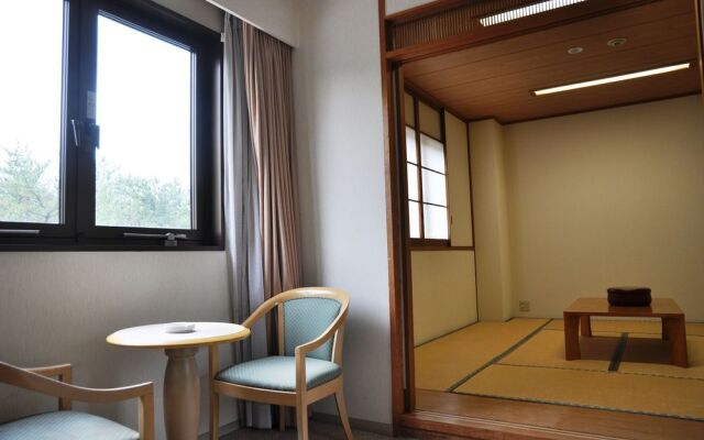 Kokumin Shukusha Nijinomatsubara Hotel