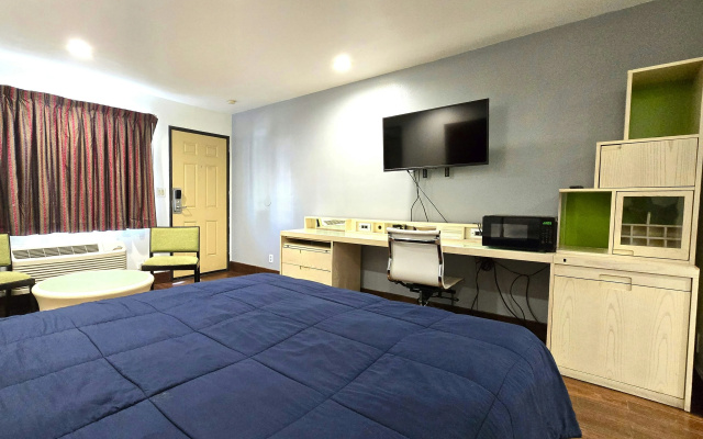 Century Motel Buena Park Anaheim I-5