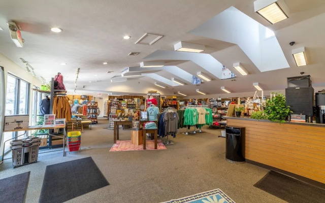 Massanutten's Woodstone Meadows by Tripforth