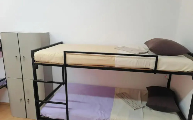 FG 1861 Hostel