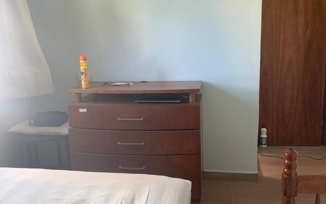 Casa Agradável há 80 metros praia toninhas