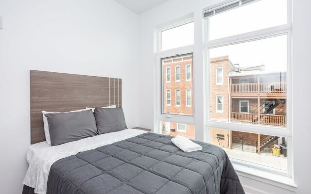 Luxury Apt Near Convcenter, Stadiums, & Harbor