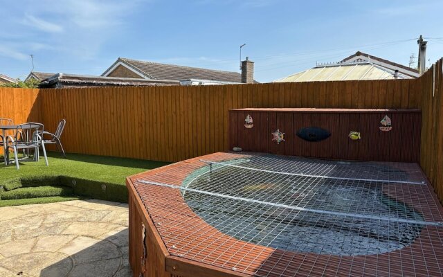 Bungalow-2bed-1bath-petfriendly-parking