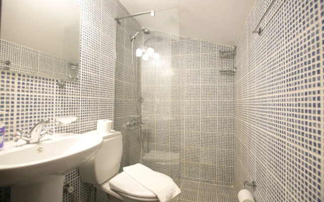 Villa Jannadutania by Akdenizvillam