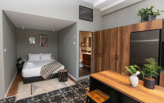DeBlox living - Alhambra Apartments