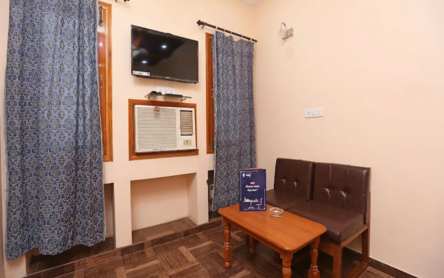 Oyo 18287 Akshya Hotel