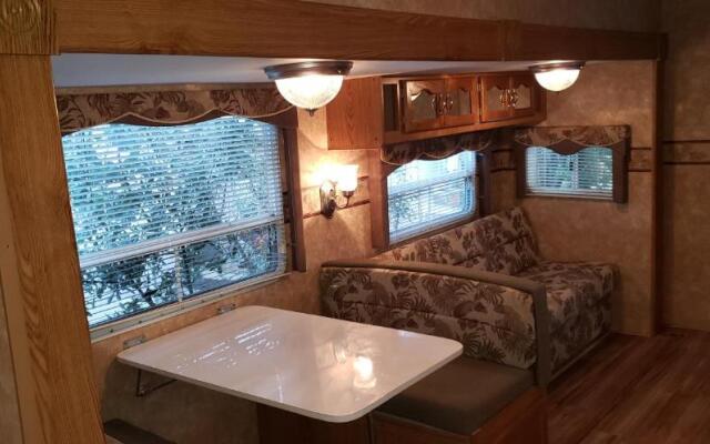 Tiny House RV, Kayak