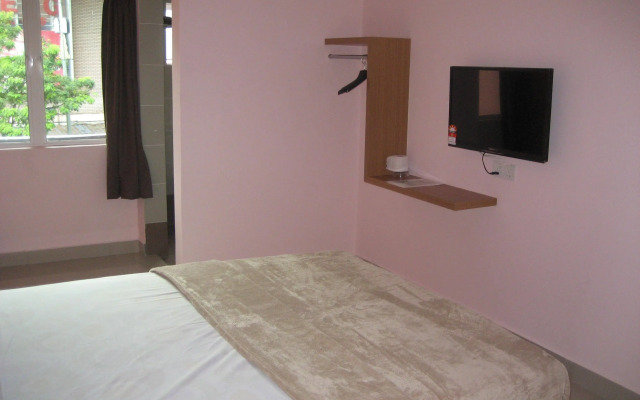 New Eastern Hotel