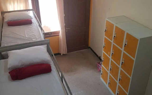 The Backpacker Semarang - Hostel