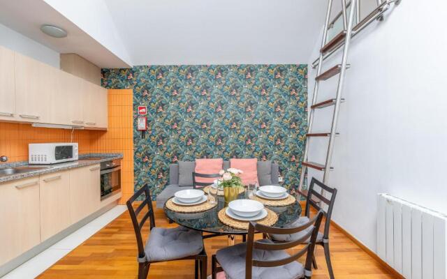 Reno Aug22 Cedofeita Exclusive with self check in