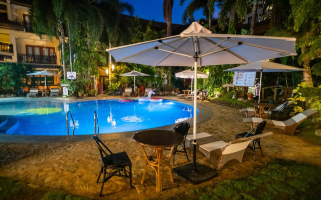 Boracay Tropics Resort Hotel