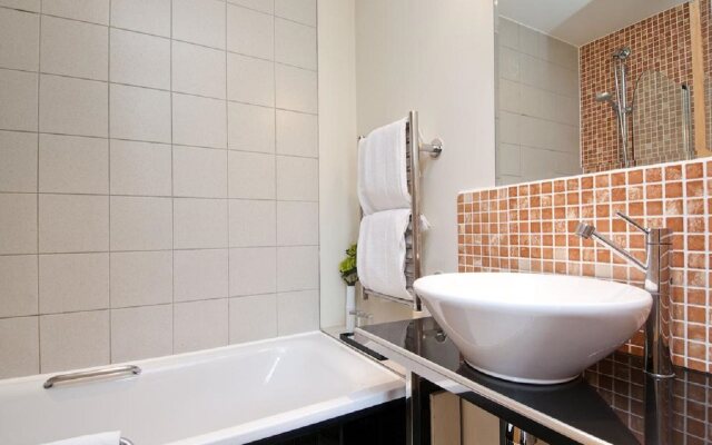 Grand Plaza Serviced Apartments