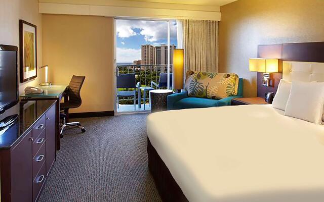 DoubleTree by Hilton Hotel Alana - Waikiki Beach