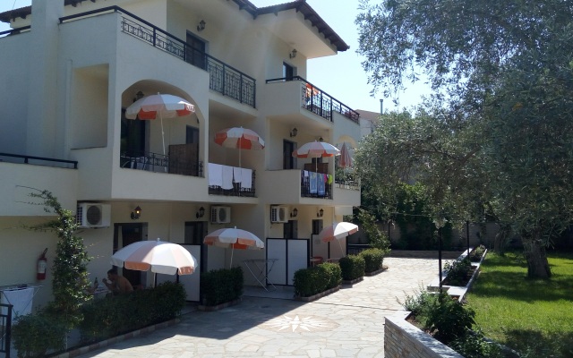 Estrella Delmar Studio